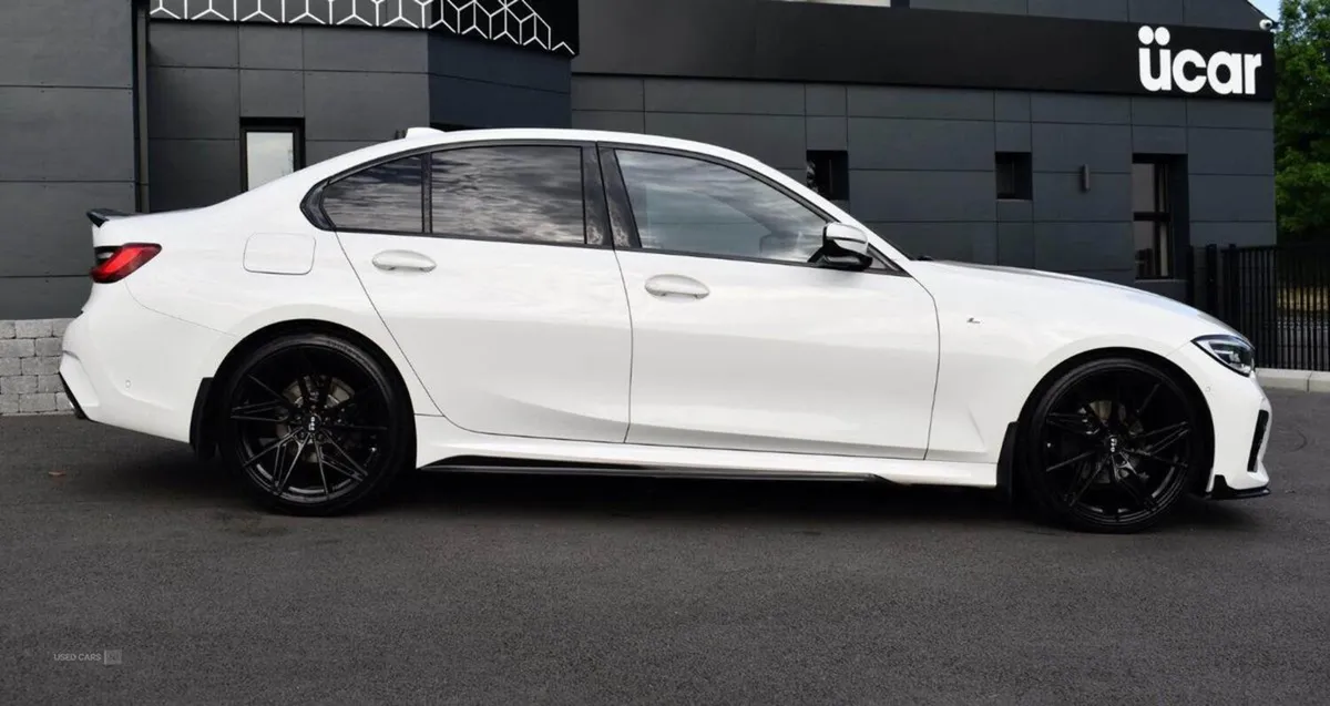 BMW 3 Series 2.0 320d M Sport Saloon - Image 4
