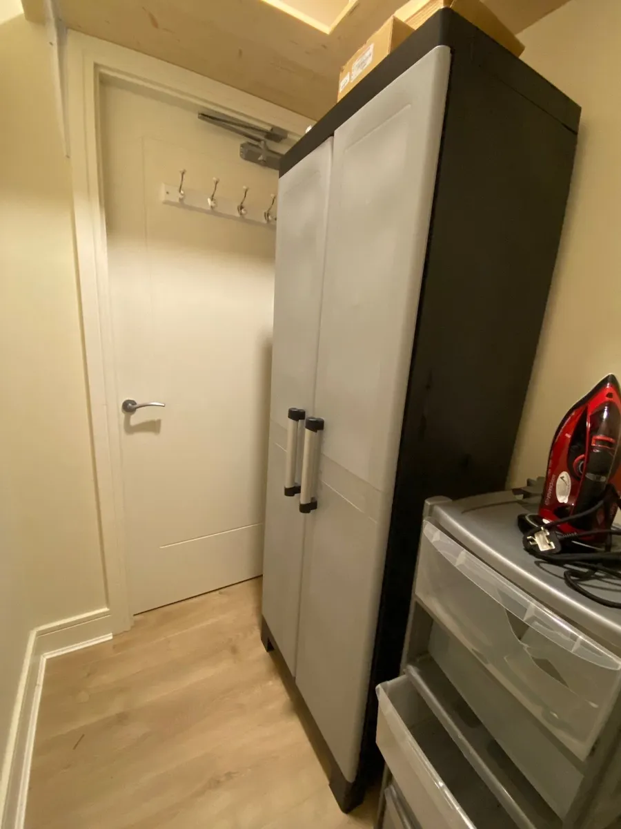 wardrobe - Image 1