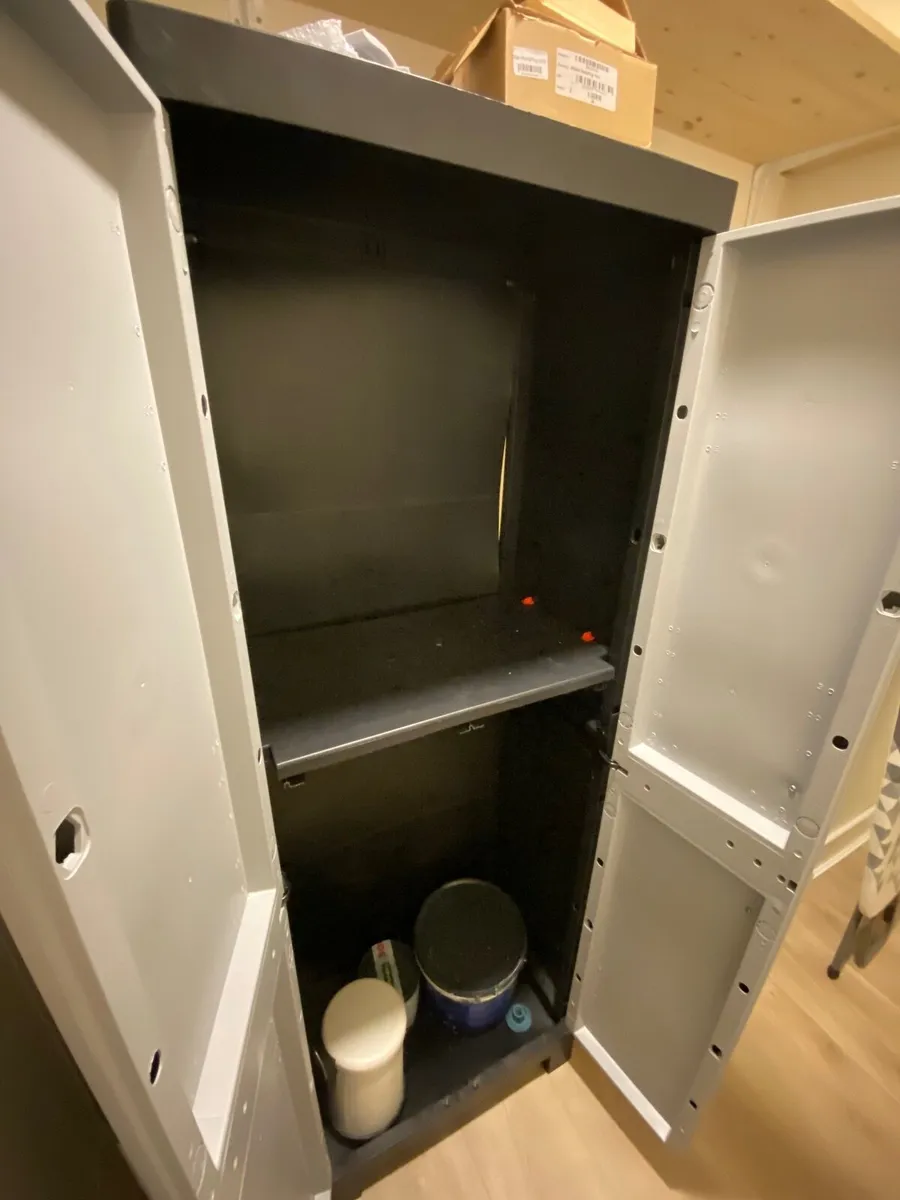wardrobe - Image 2