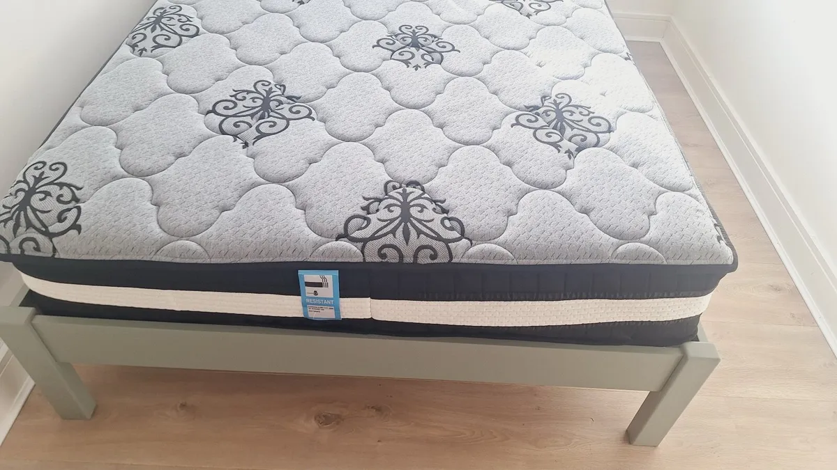 double bed - Image 4