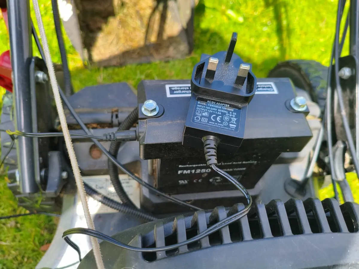 Petrol Lawnmower Self Propelled Electric Start - Image 2