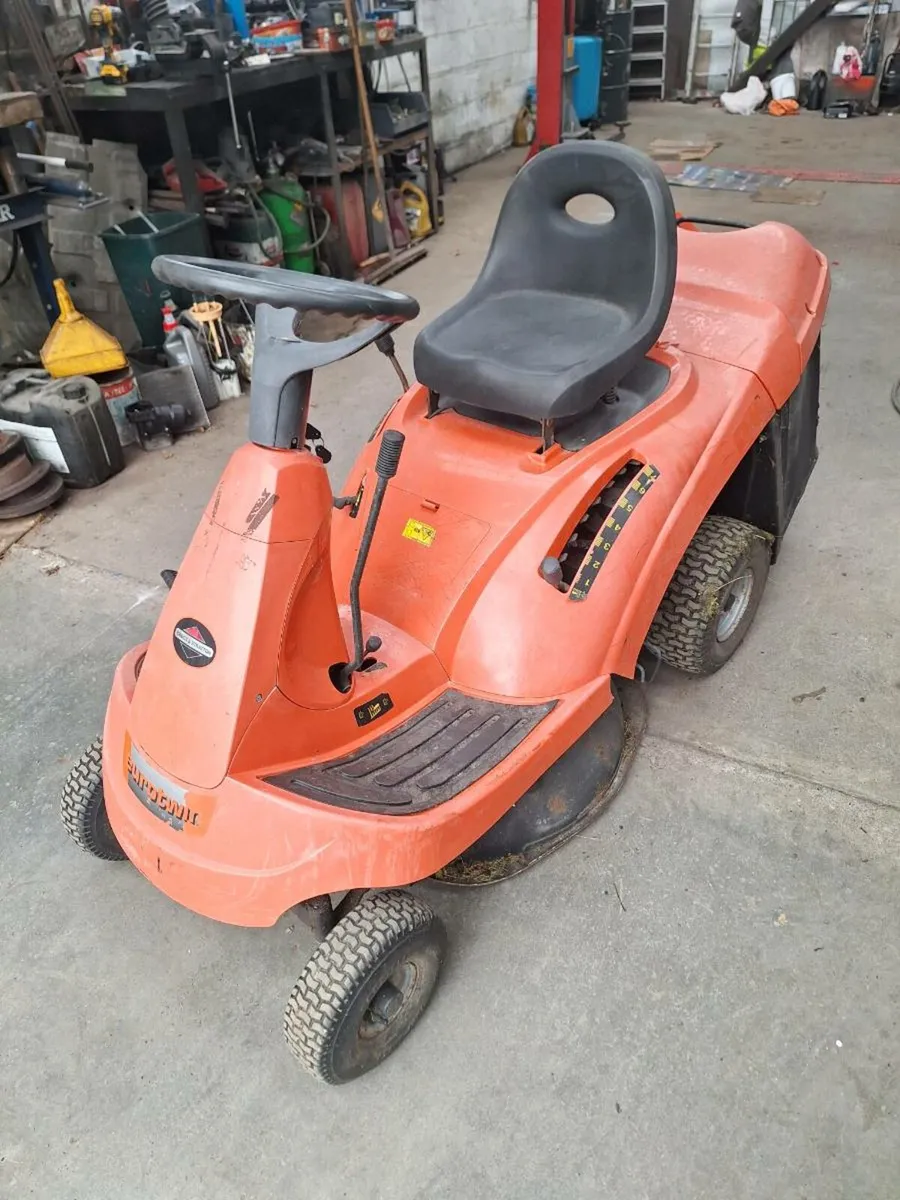 Ride on mower - Image 1