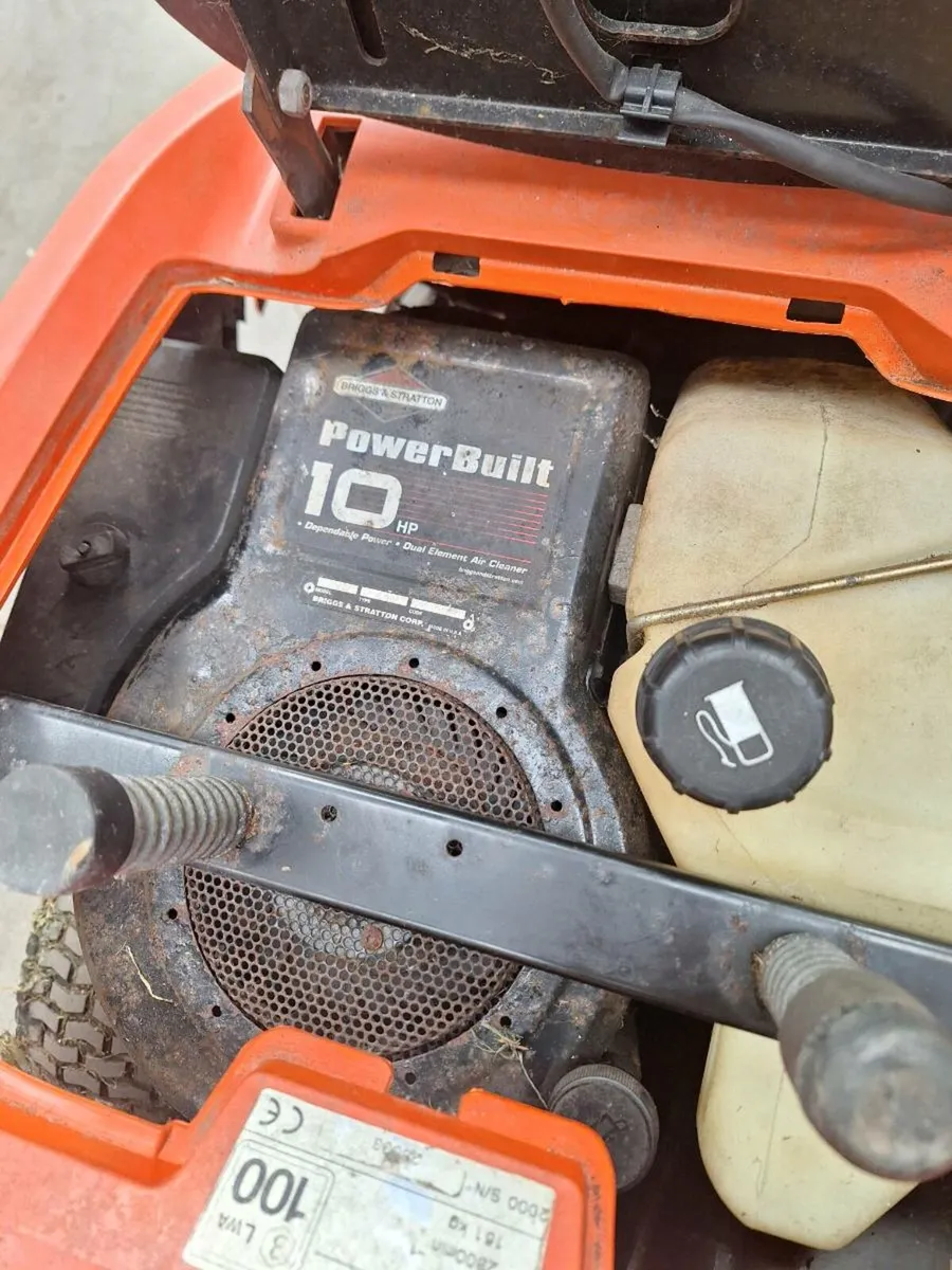 Ride on mower - Image 4