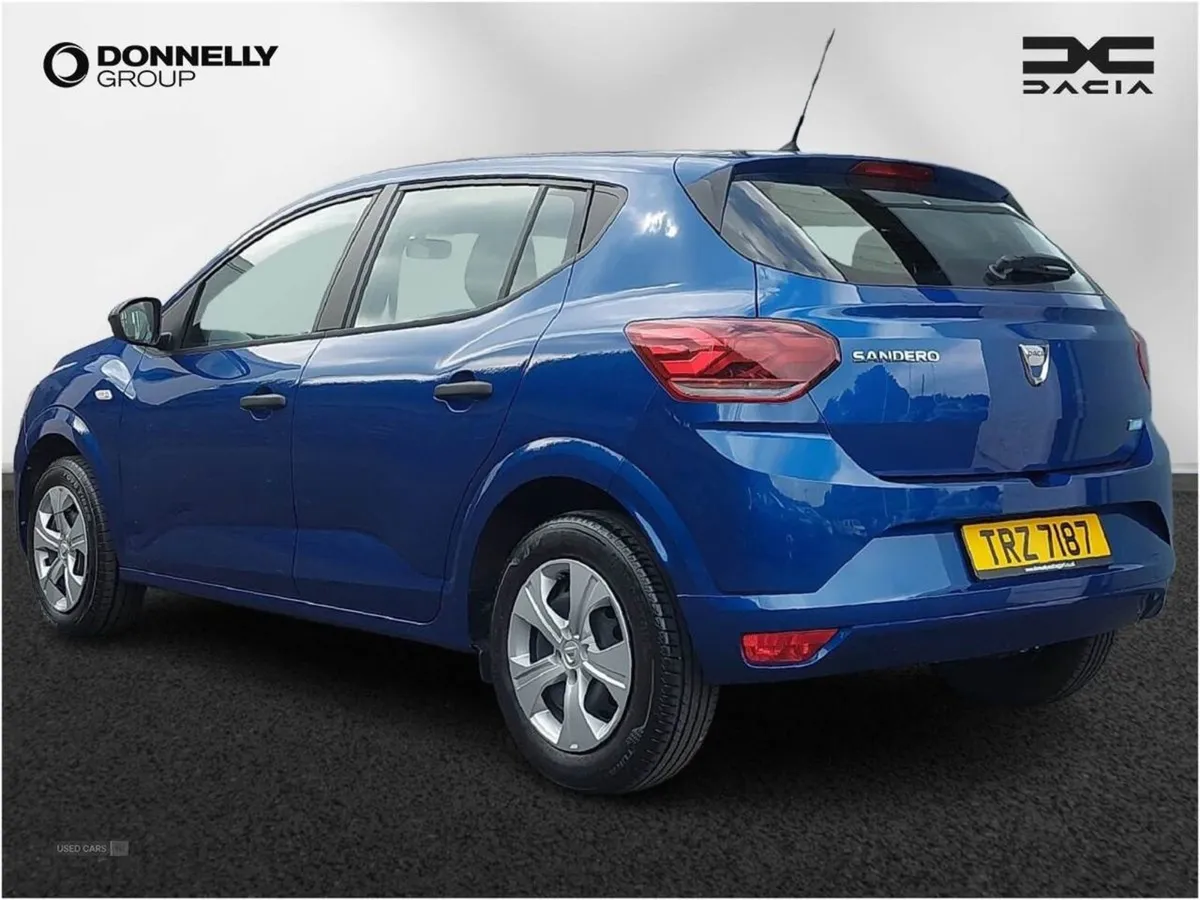 Dacia Sandero 1.0 TCe Bi-fuel Essential 5dr - Image 2