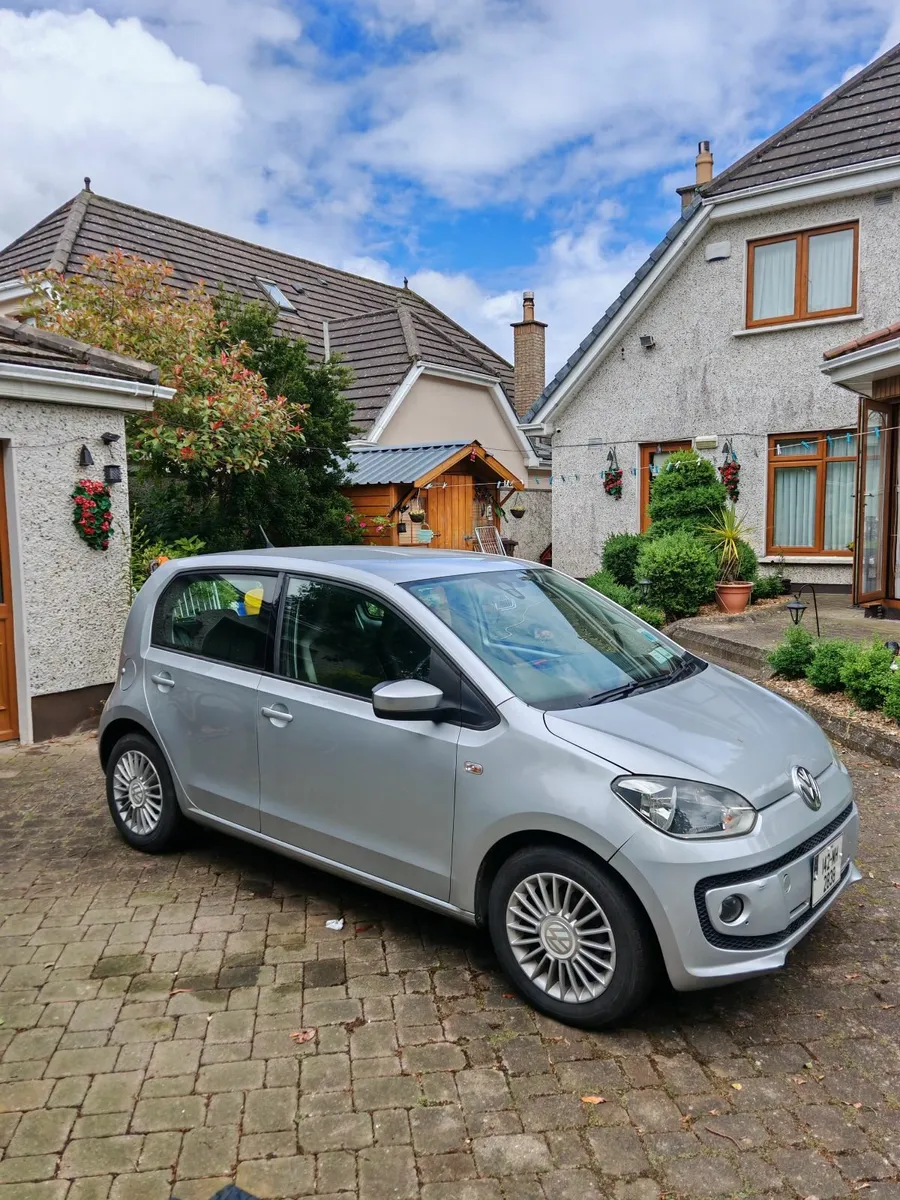 Volkswagen up! 2014 - Image 2