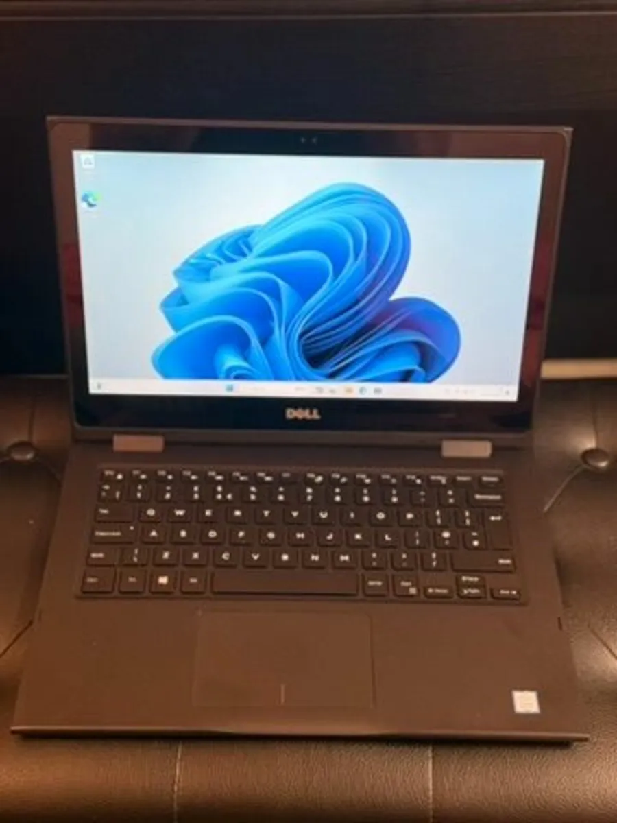 Dell Latitude 3390 2in1 Laptop i5/16GB/256SSD/FHD - Image 1