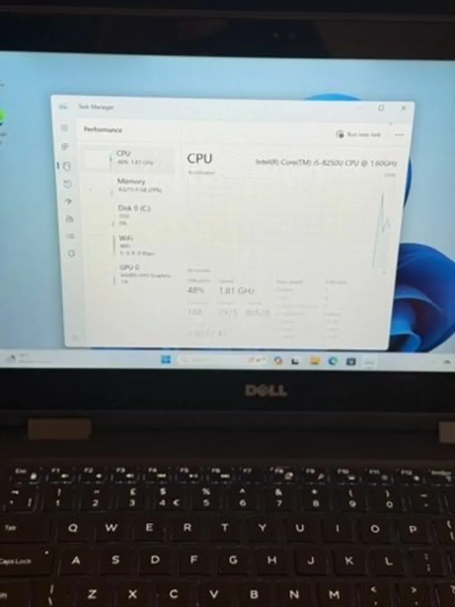 Dell Latitude 3390 2in1 Laptop i5/16GB/256SSD/FHD - Image 4