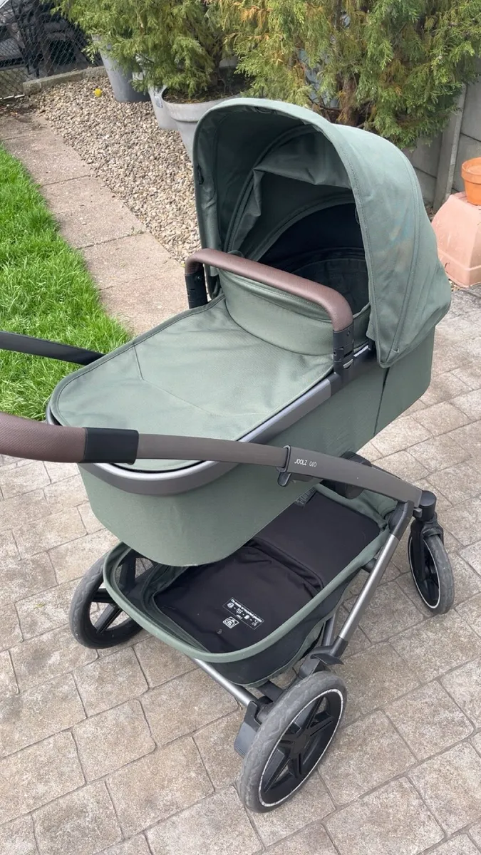 Joolz Geo 3 Baby Travel System - Image 1