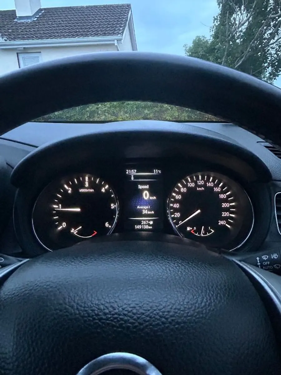 2017 Nissan Pulsar - Image 2