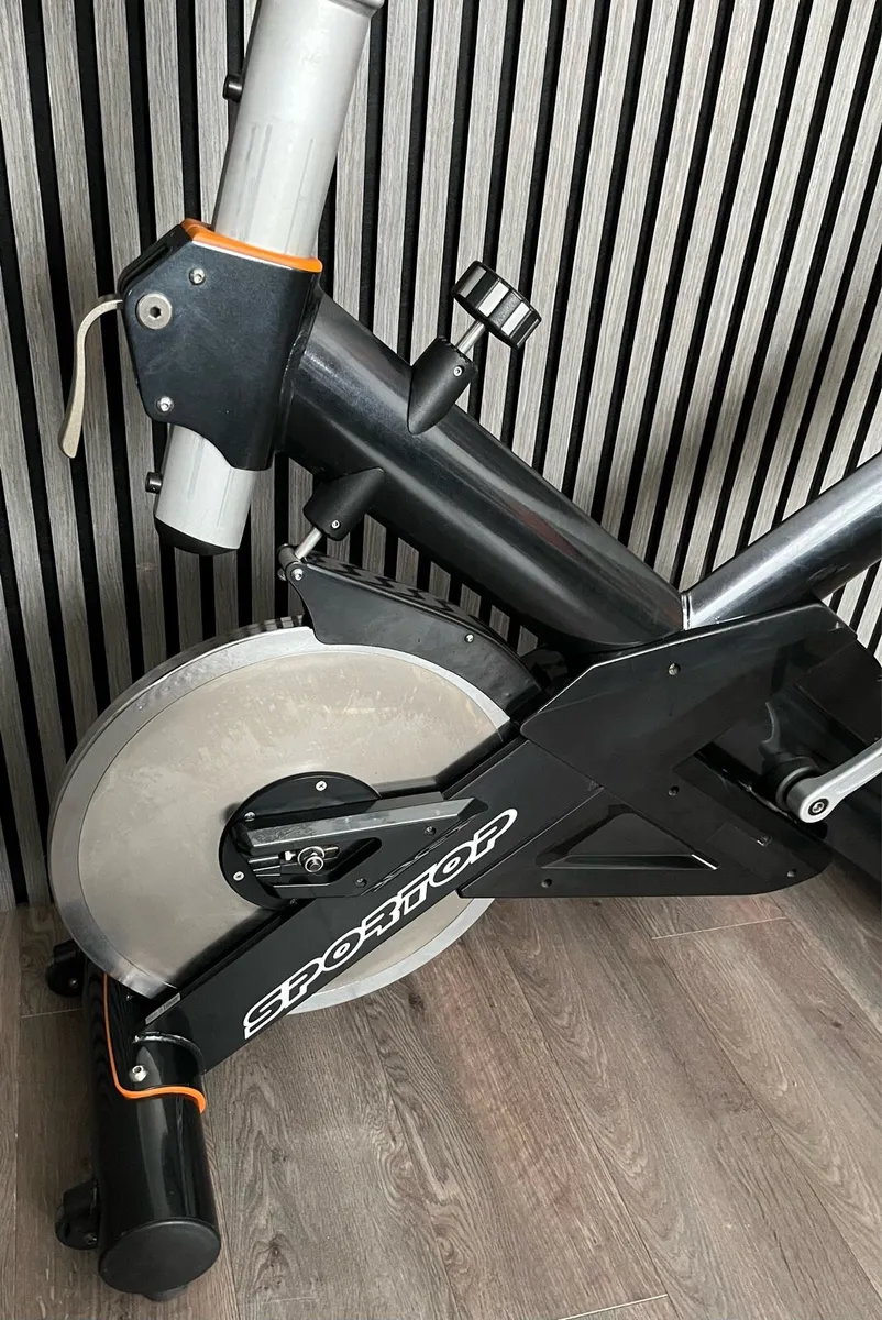 Spin bike / Sportop CB8500 30kg flywheel - Image 3