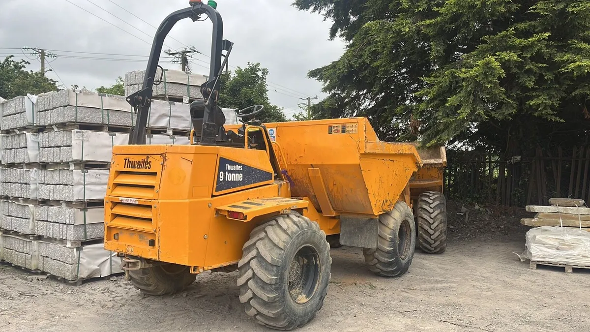 2016 thwaites 9 tonne low hours