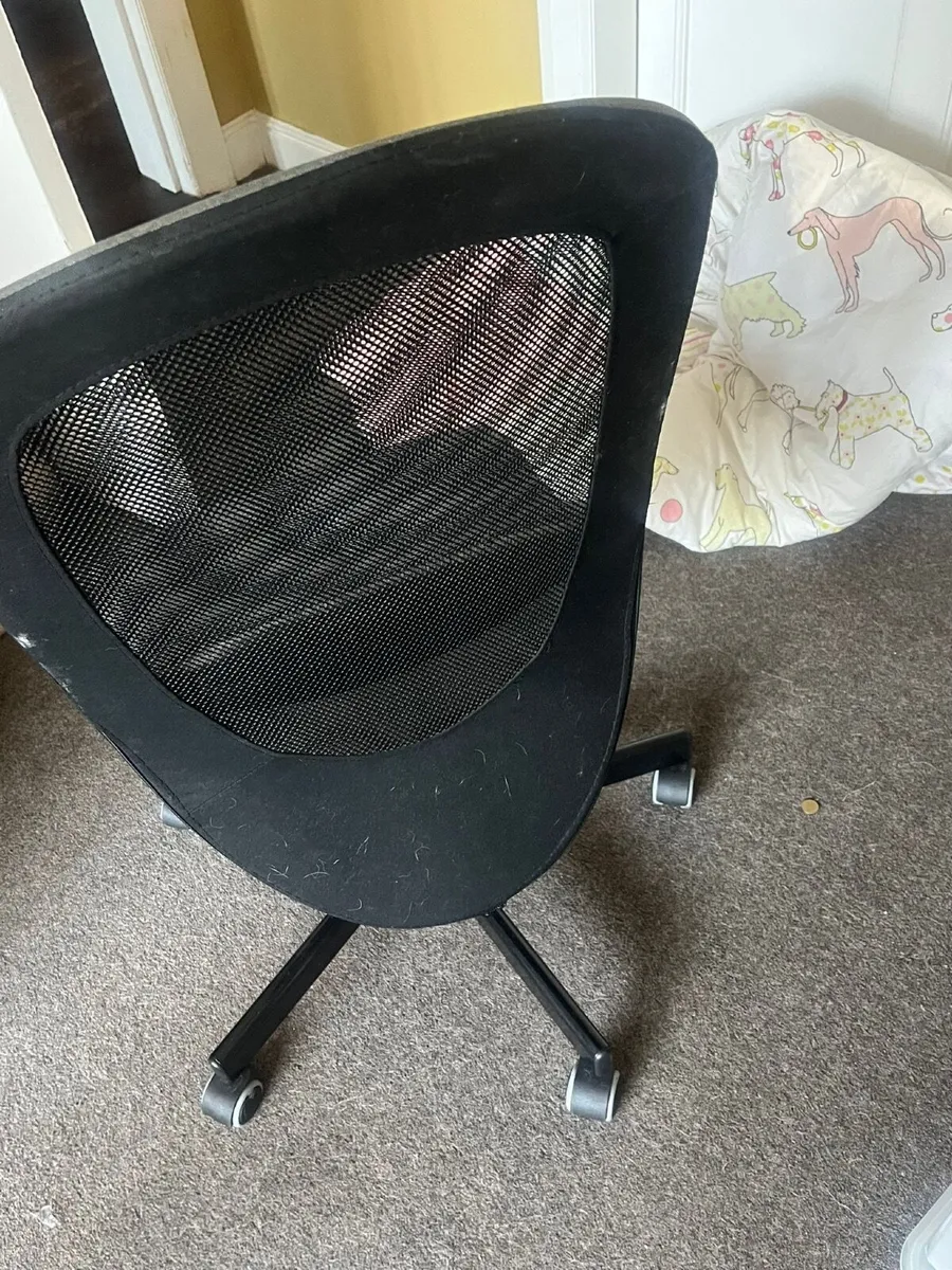 Office chair FREE - Image 1