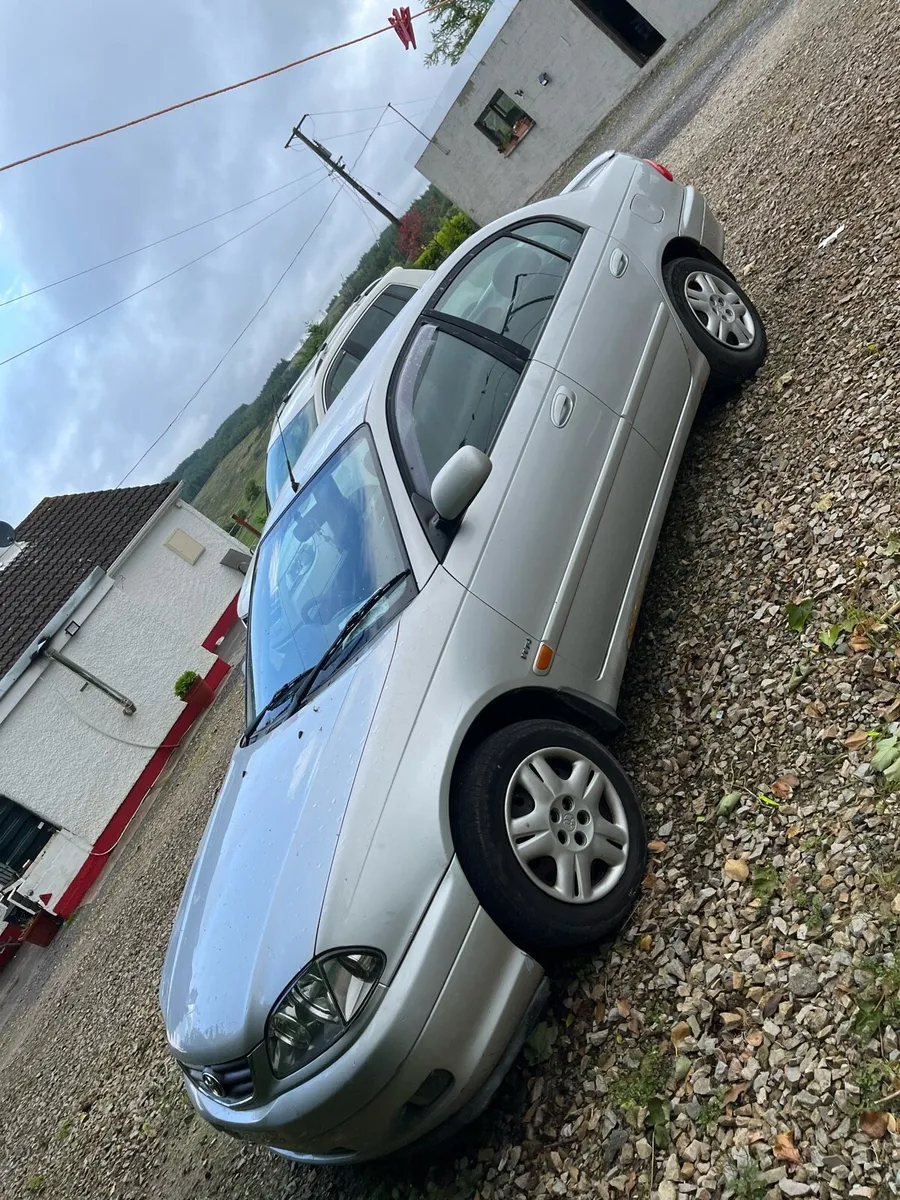 Toyota avensis 1.6vvti - Image 1