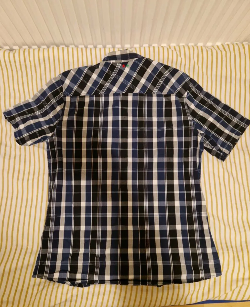 Kickers Vintage T-Shirt - Image 2
