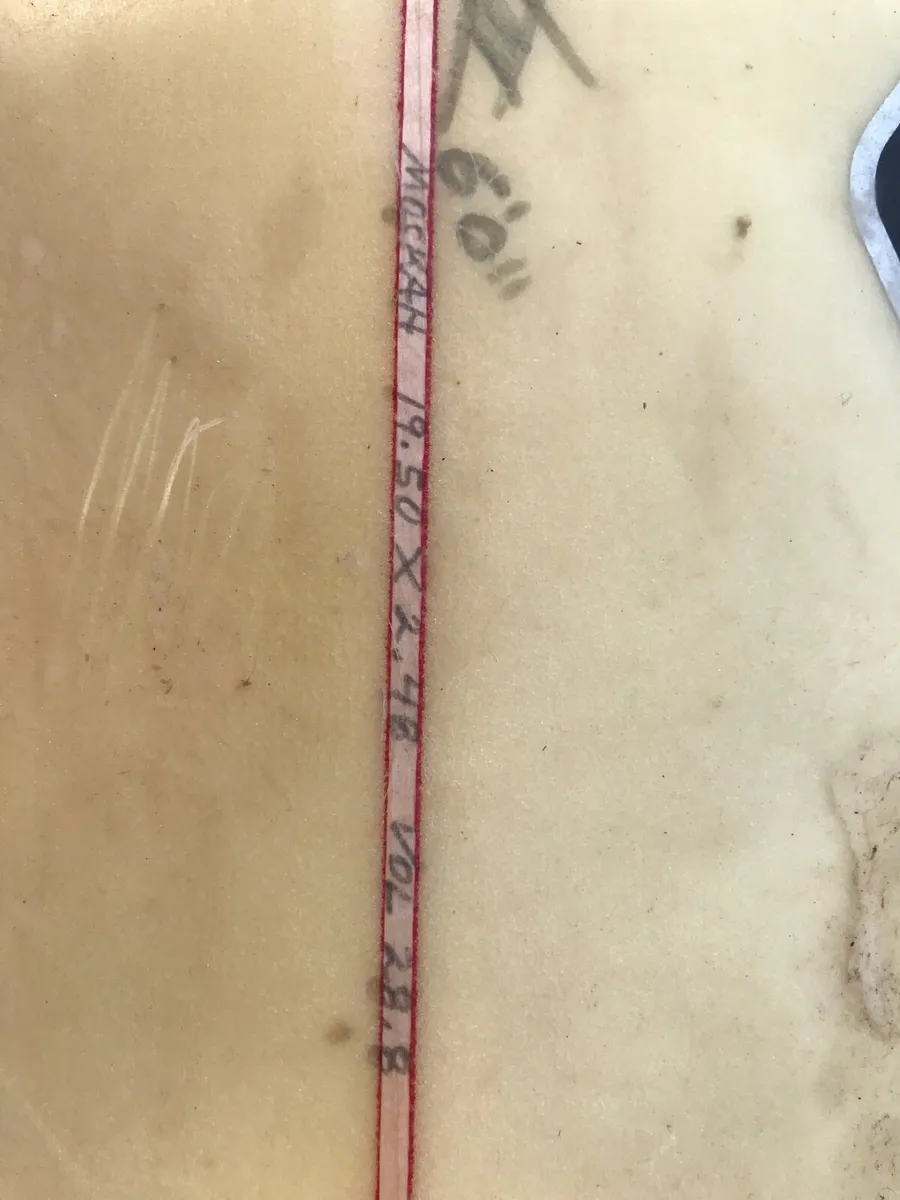 Xanadu moskah surfboard 6’0 - Image 3
