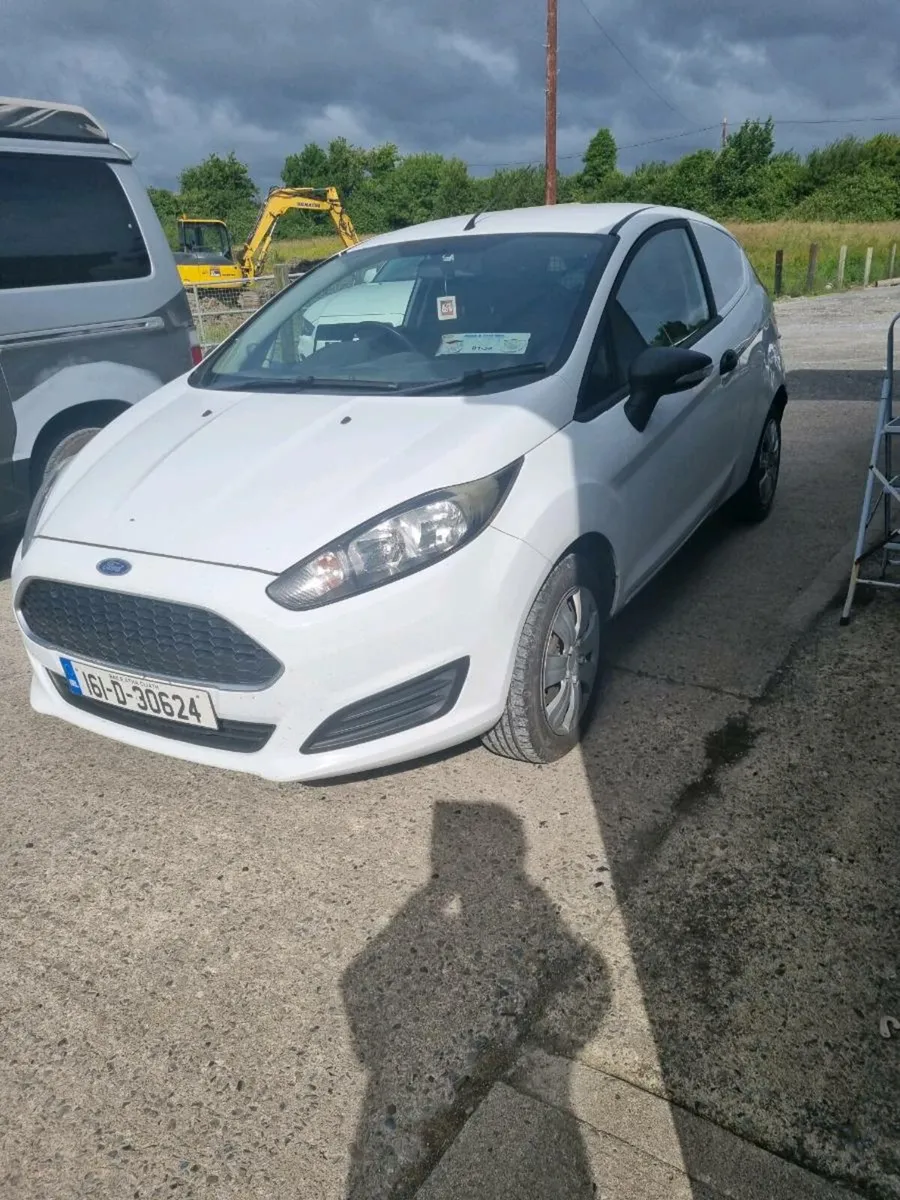 Ford Fiesta car van - Image 2