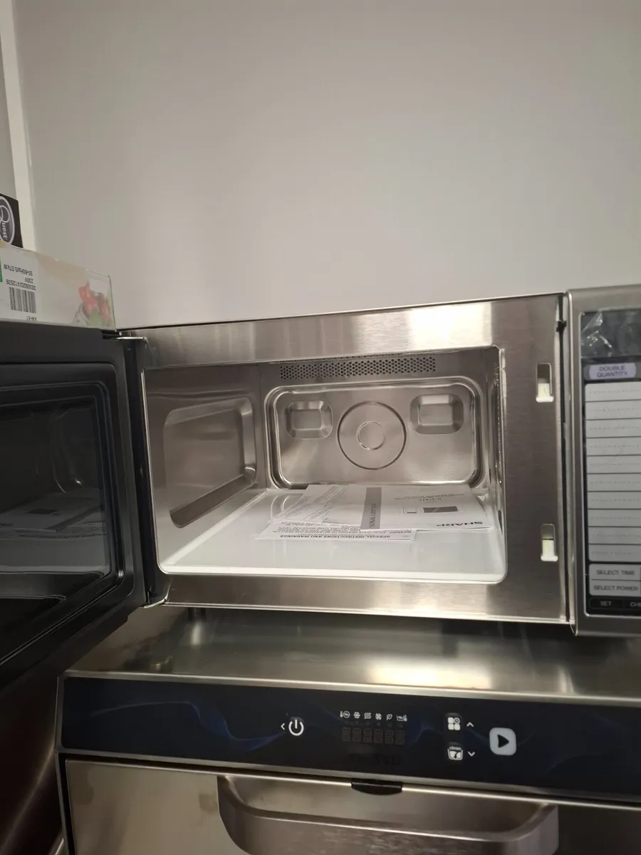 Sharp R-21-AT Commercial Microwave 1000W - Image 4