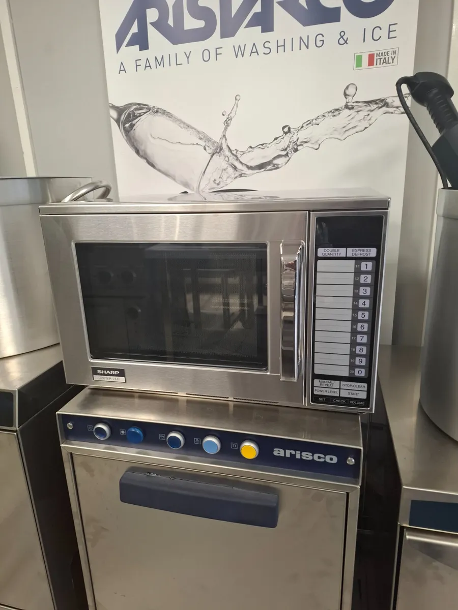 Sharp R-24-AT Commercial Microwave 1900W - Image 1
