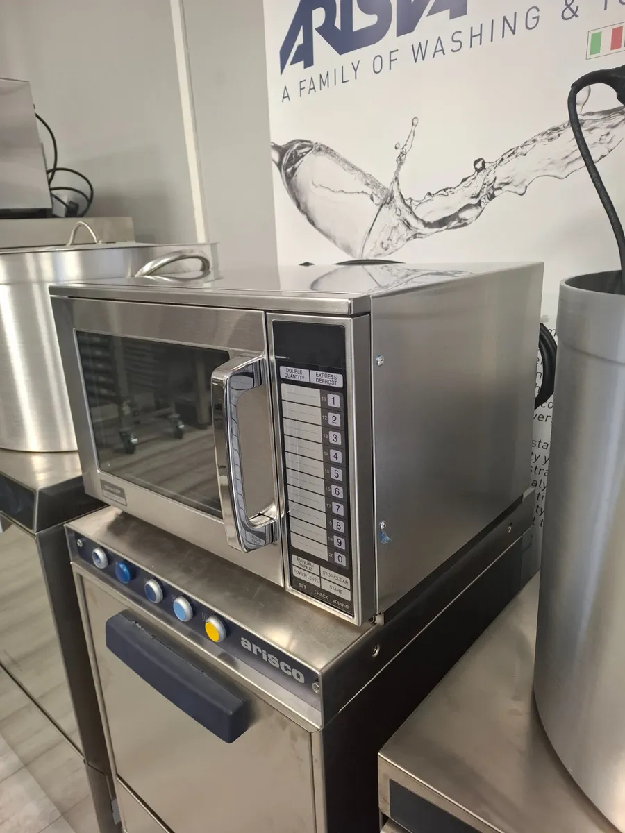 Sharp R-24-AT Commercial Microwave 1900W - Image 3