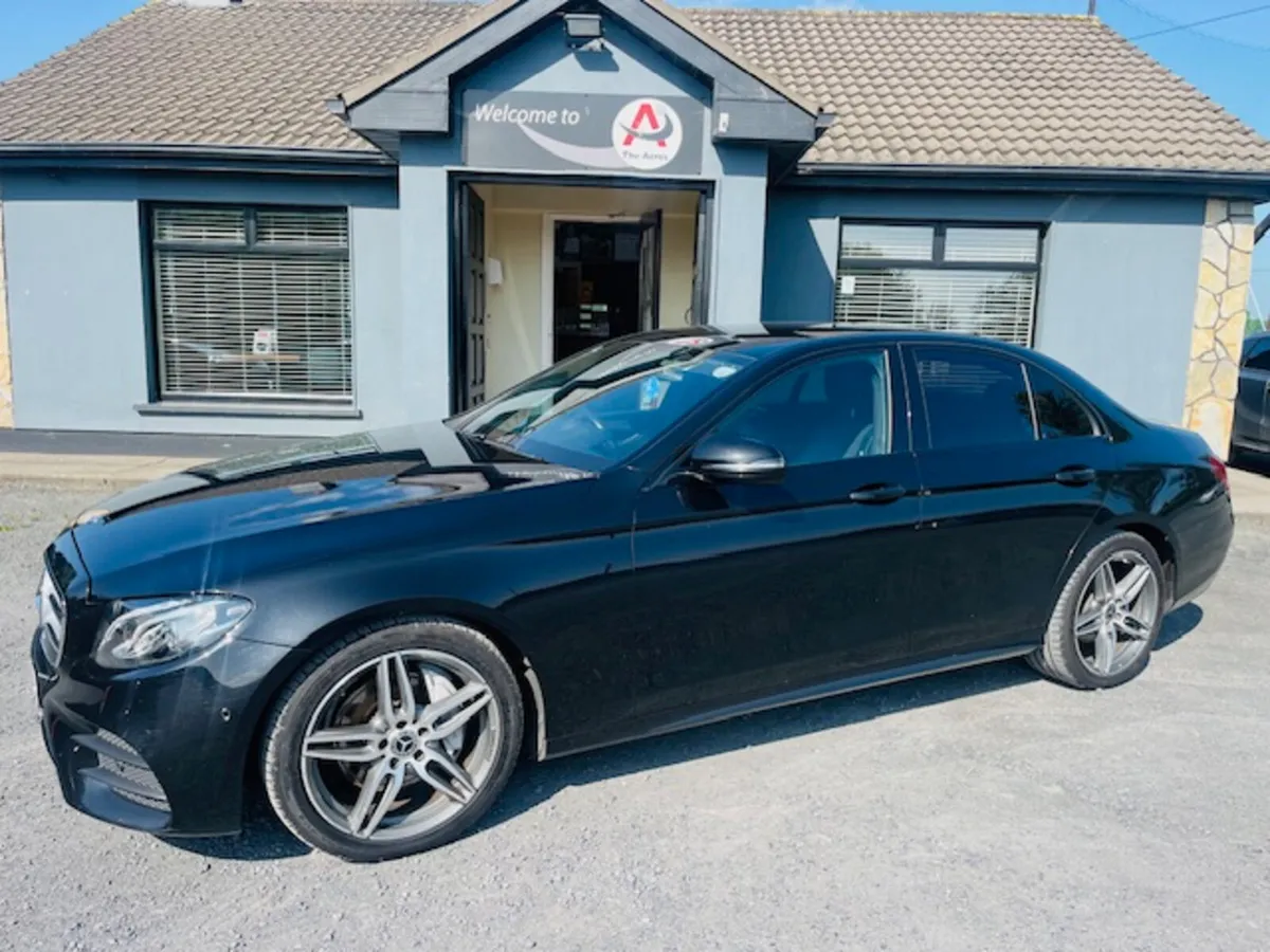 Mercedes-Benz E-Class 2017 - Image 2