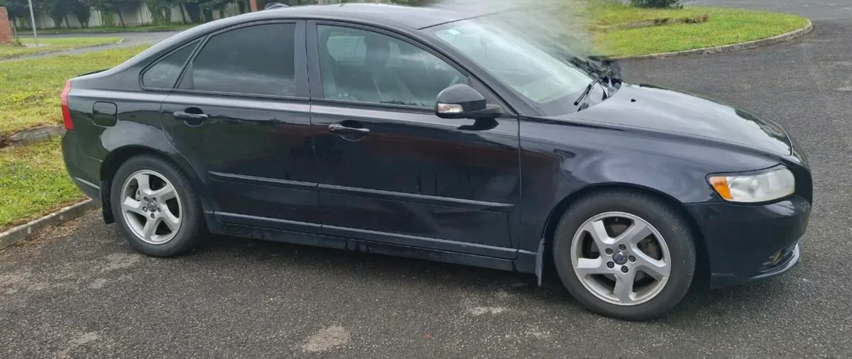 2012 volvo s40 - Image 3