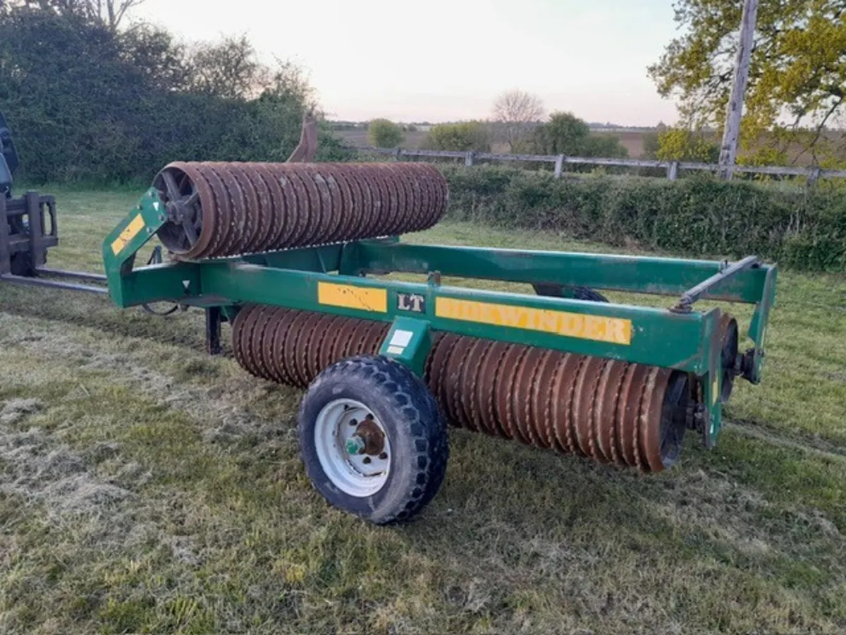 COUSINS 7.3M ROLLS - Image 2