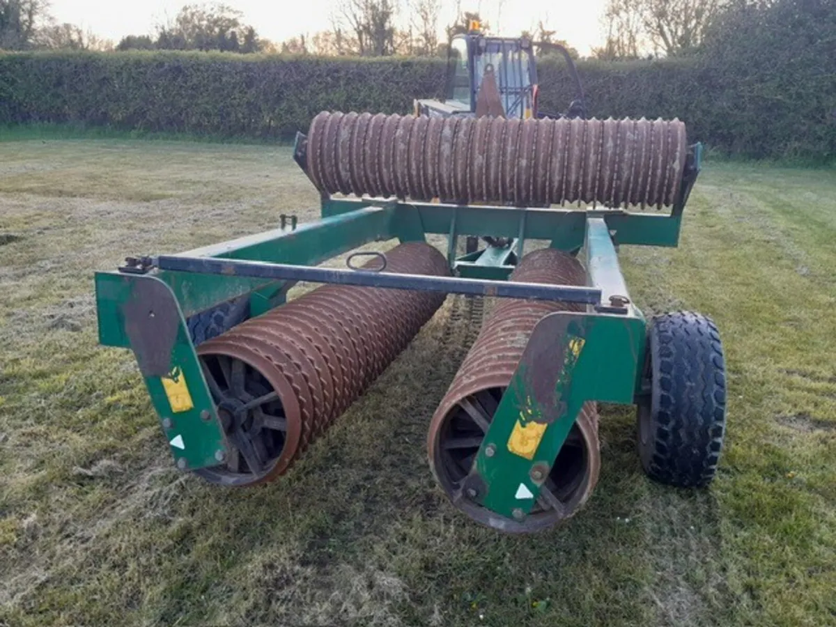 COUSINS 7.3M ROLLS - Image 3