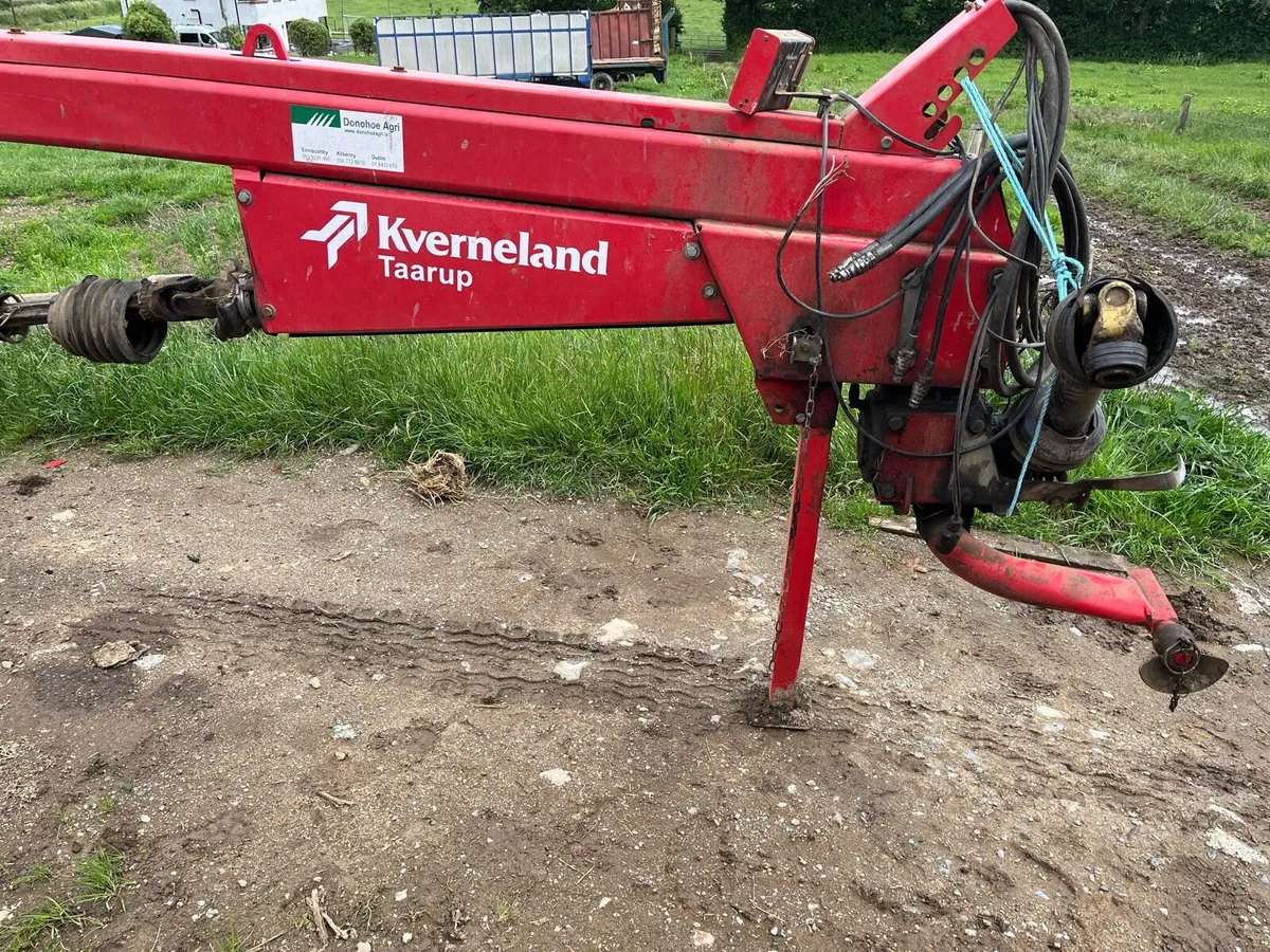 Kverneland 4232 mower with grouper - Image 4