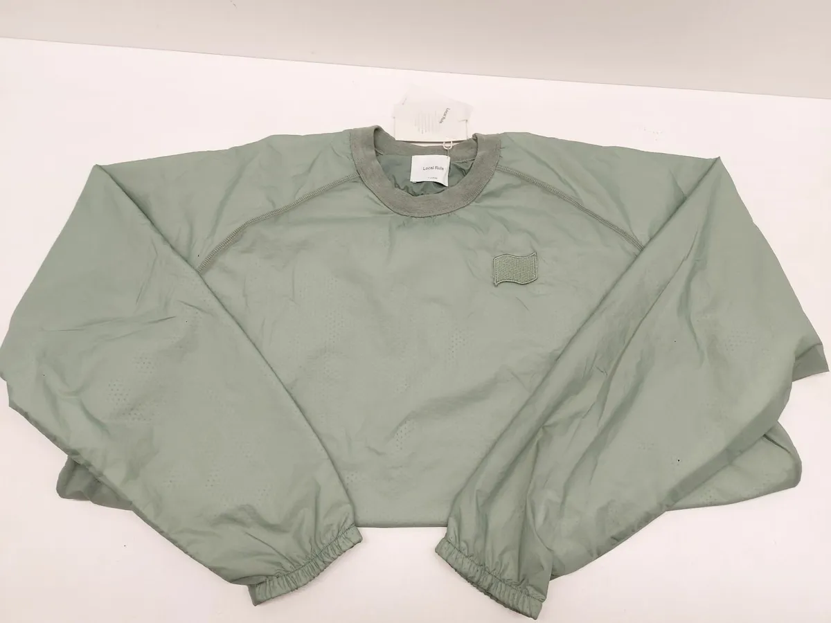 Online Clothing & Footwear Auction - Image 1