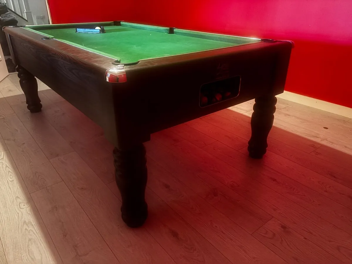 Pool table - Image 4