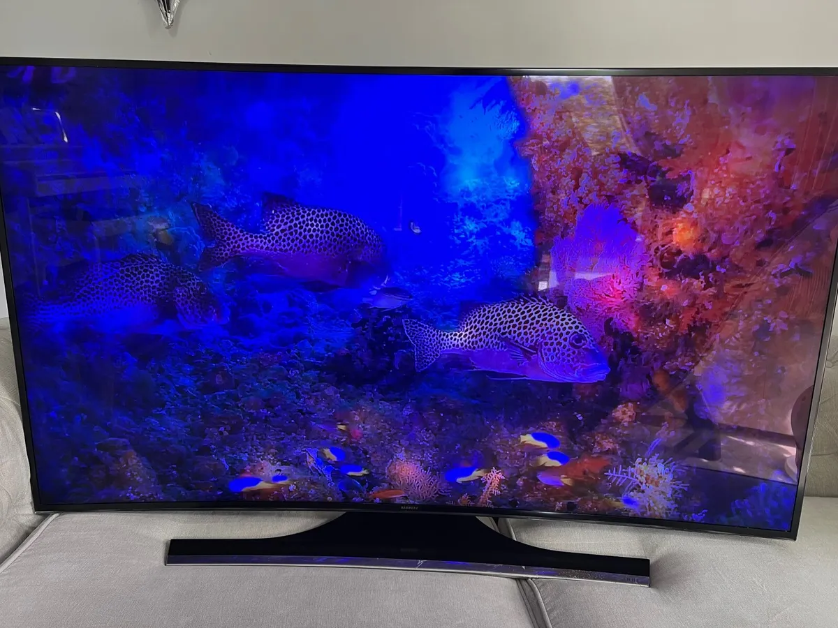 Samsung Smart TV 55 - Image 1