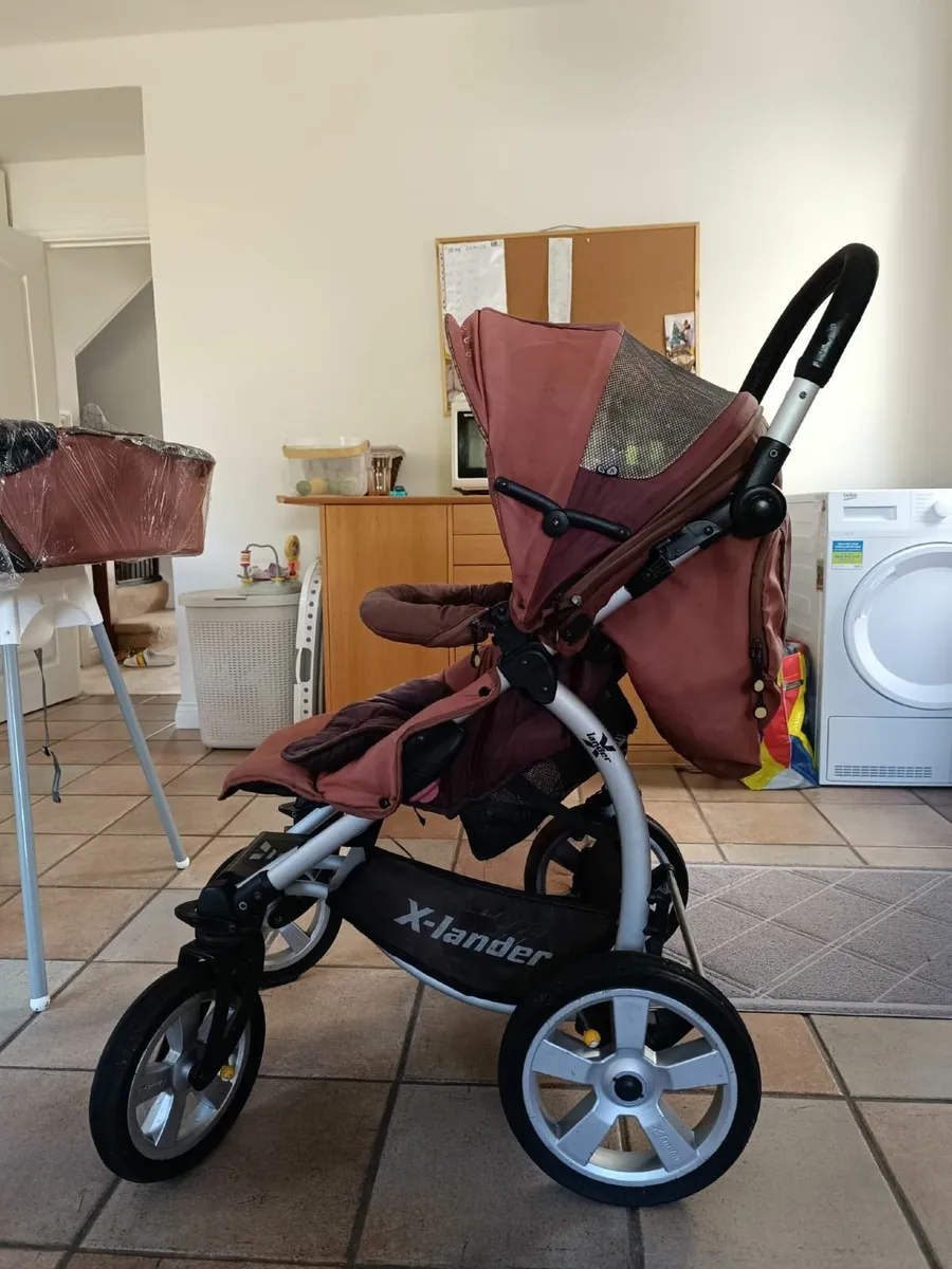 FREE Baby stroller X-Lander VOLCANO - Image 1