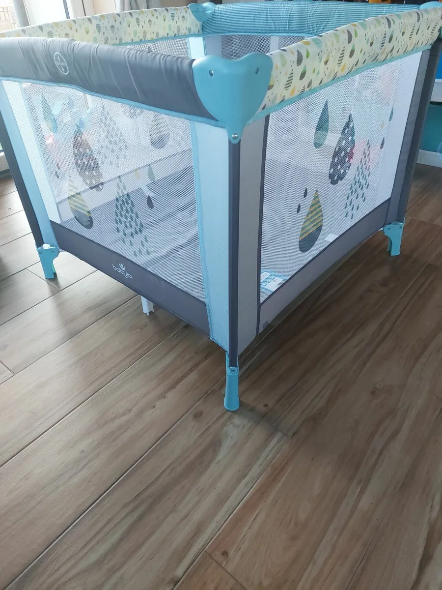 Babylo Travel Cot - Image 2