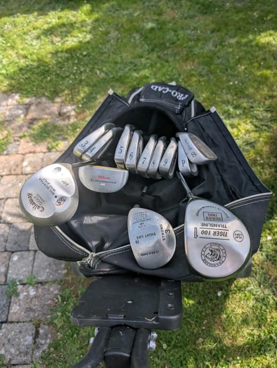 Golf clubs & trolley - Image 2