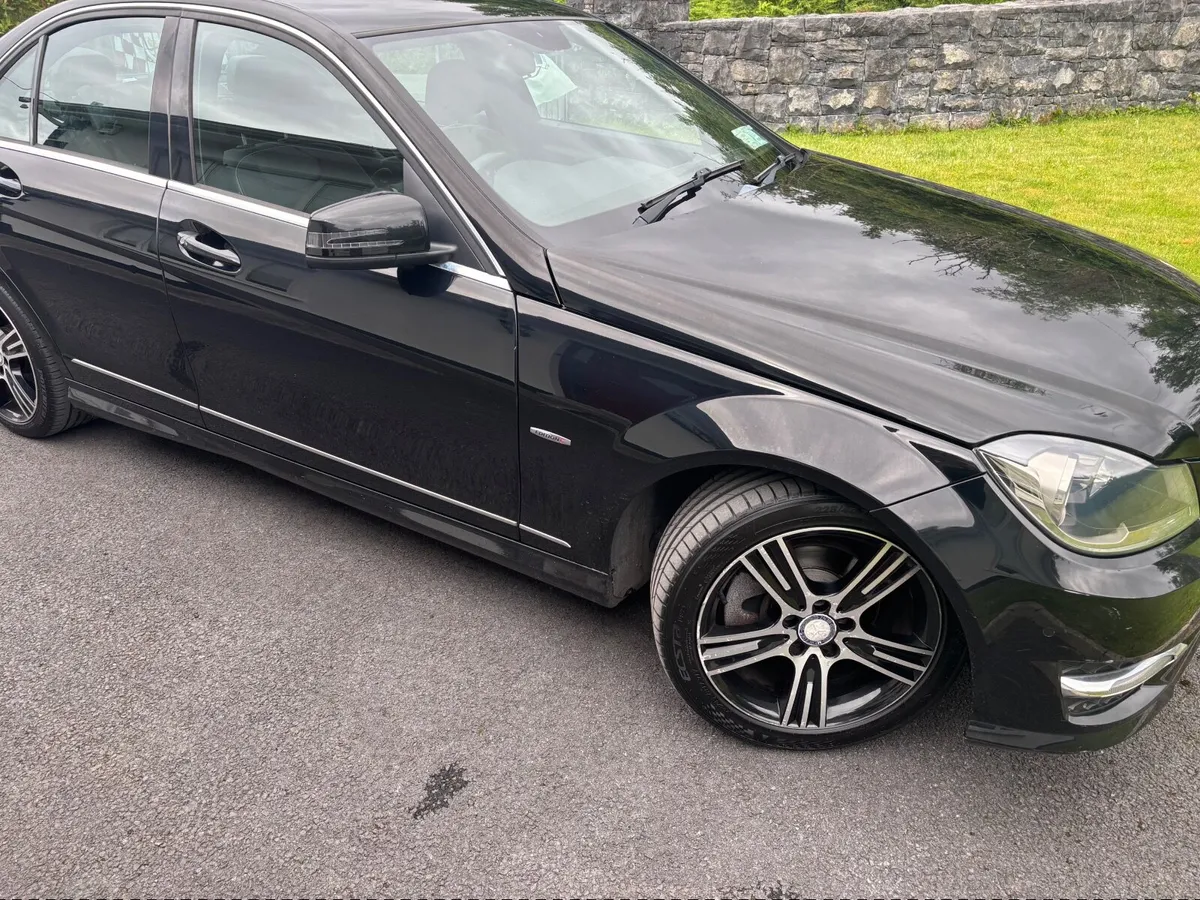 NEWNCT - Mercedes-Benz C-Class 2014 - Image 3