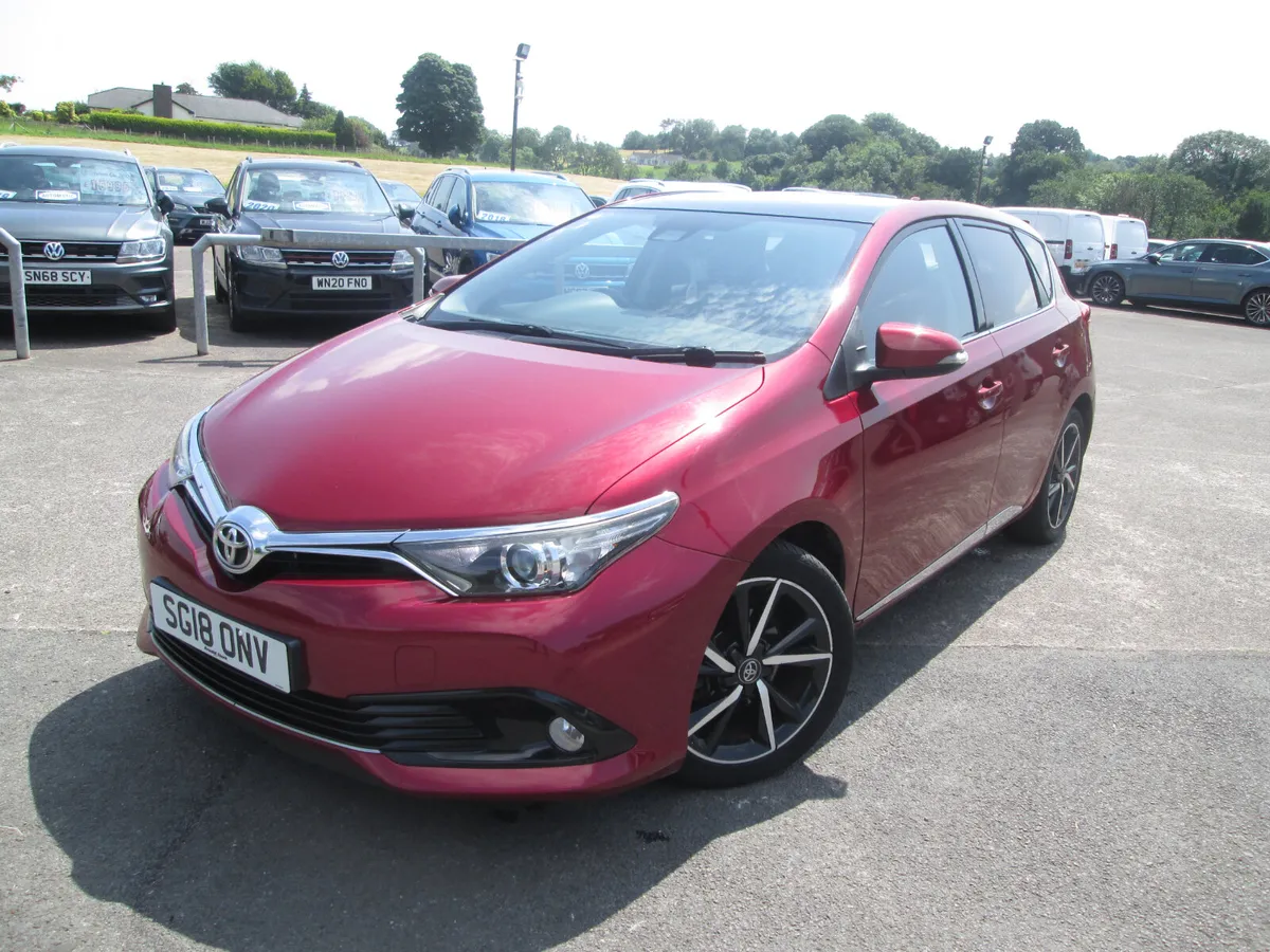 2018  TOYOTA  AURIS  1.6  D-4D  DESIGN  TSS  5DR - Image 2