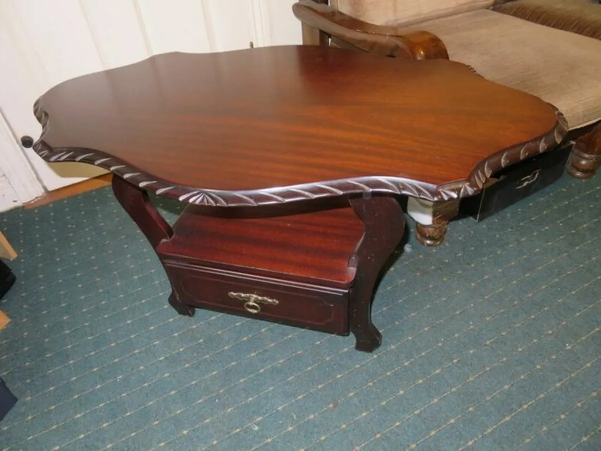 Coffee Table with Drawer - Image 1