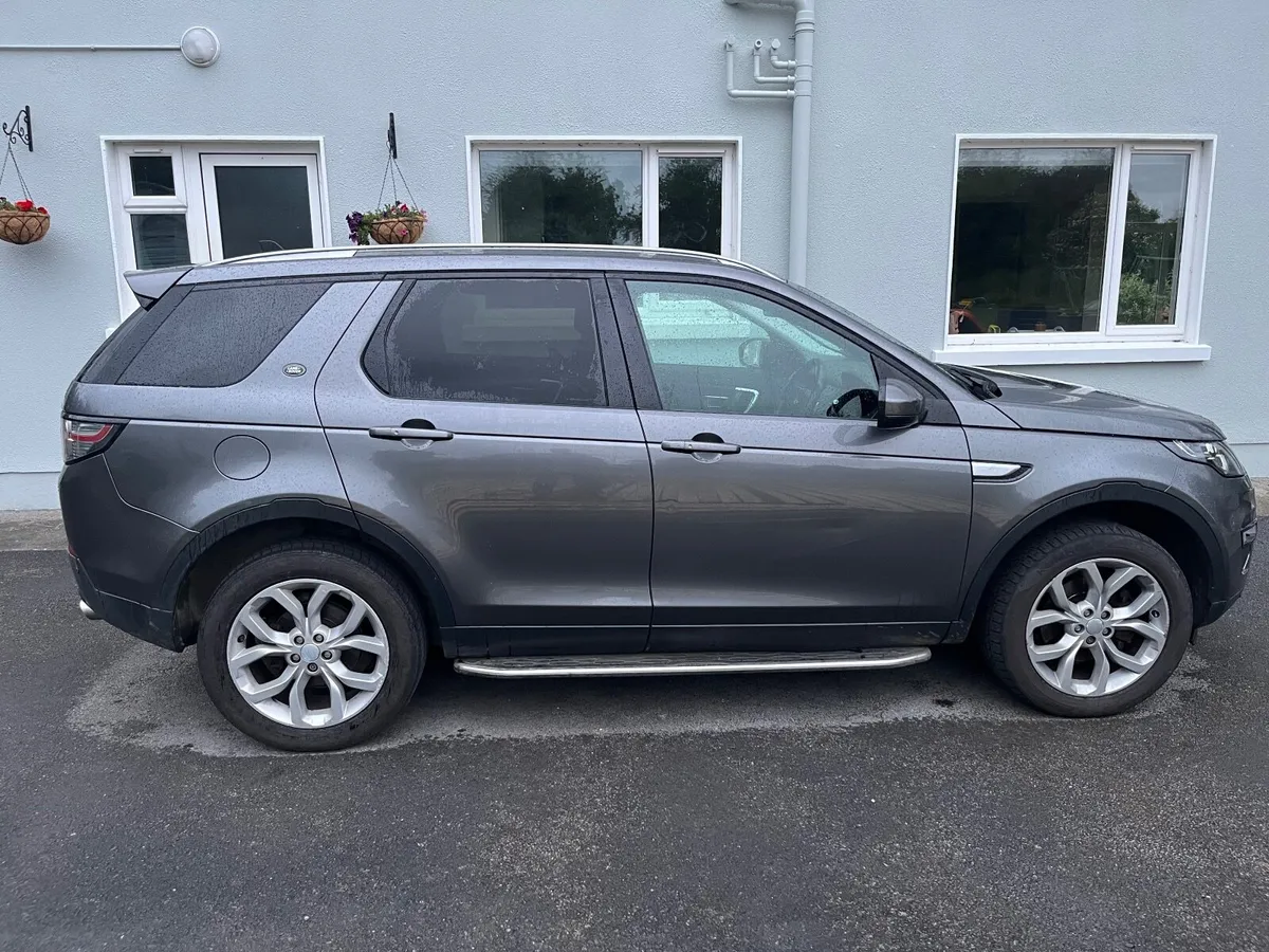 Land Rover Discovery Sport 2015 - Image 1