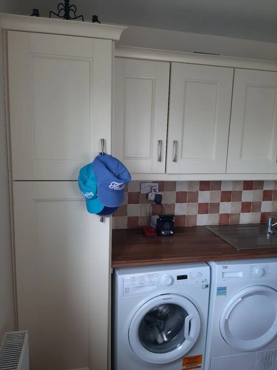 Kitchen units for sale - Image 1
