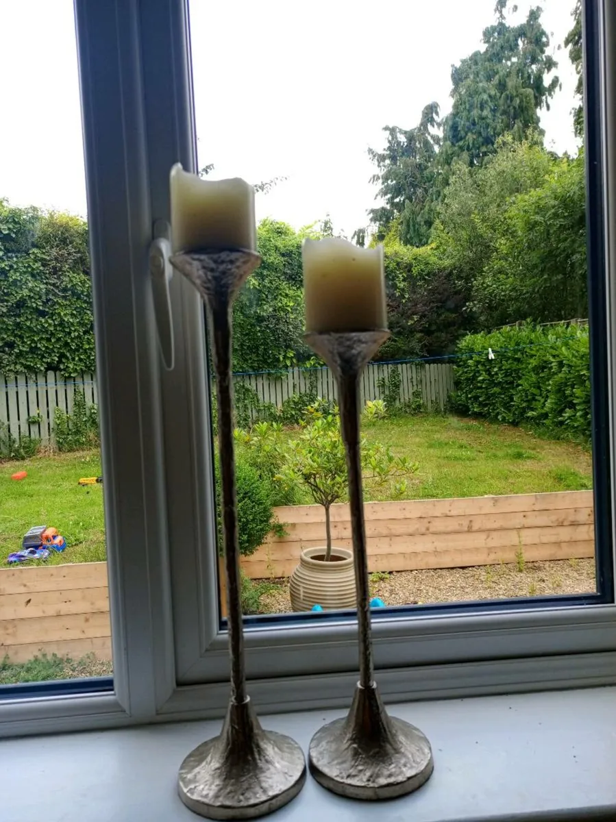 candle stand (Metal) - Image 1