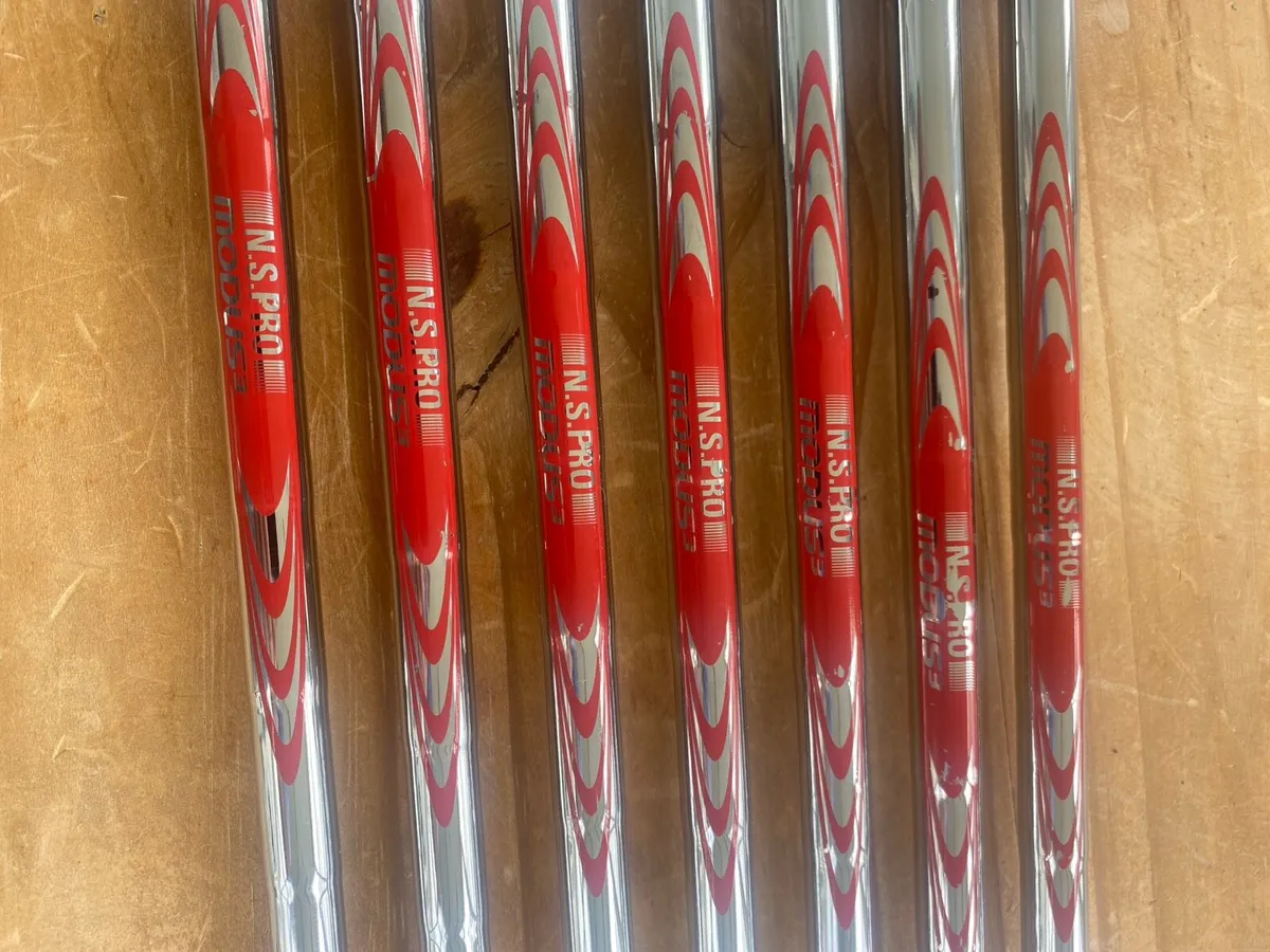 Titliest T150 Left hand Irons - Image 4