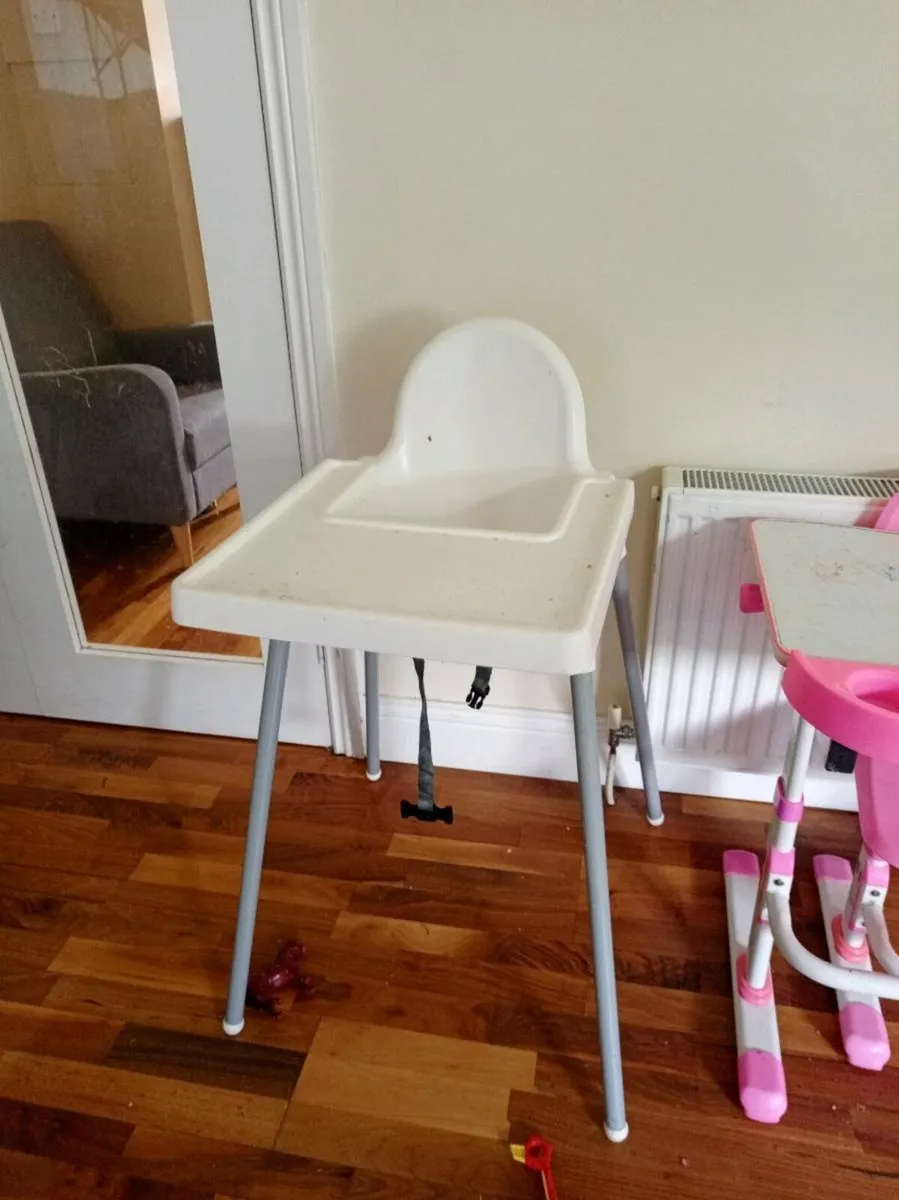 High chair - Image 2