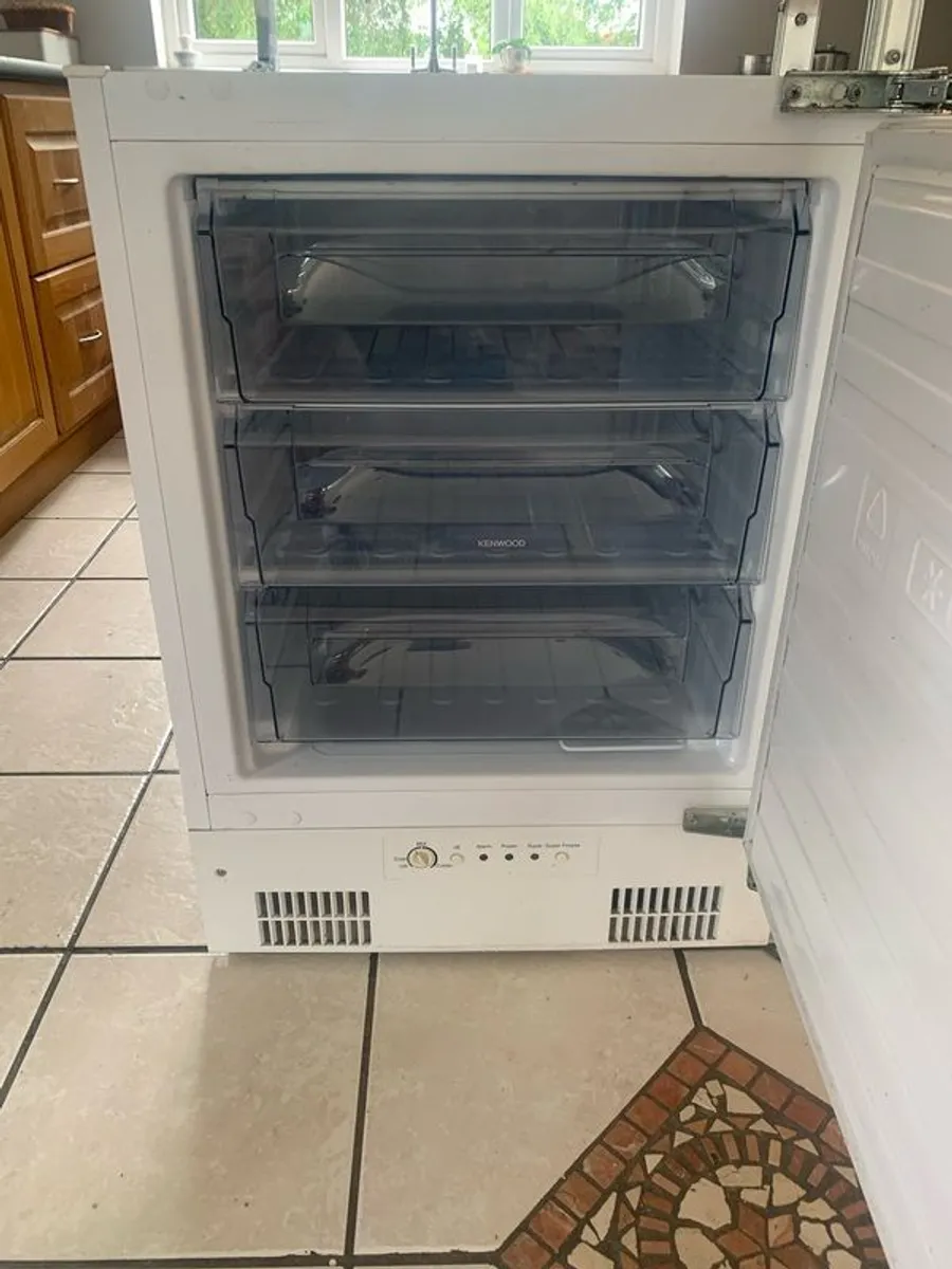 Integrated Freezer - Image 2