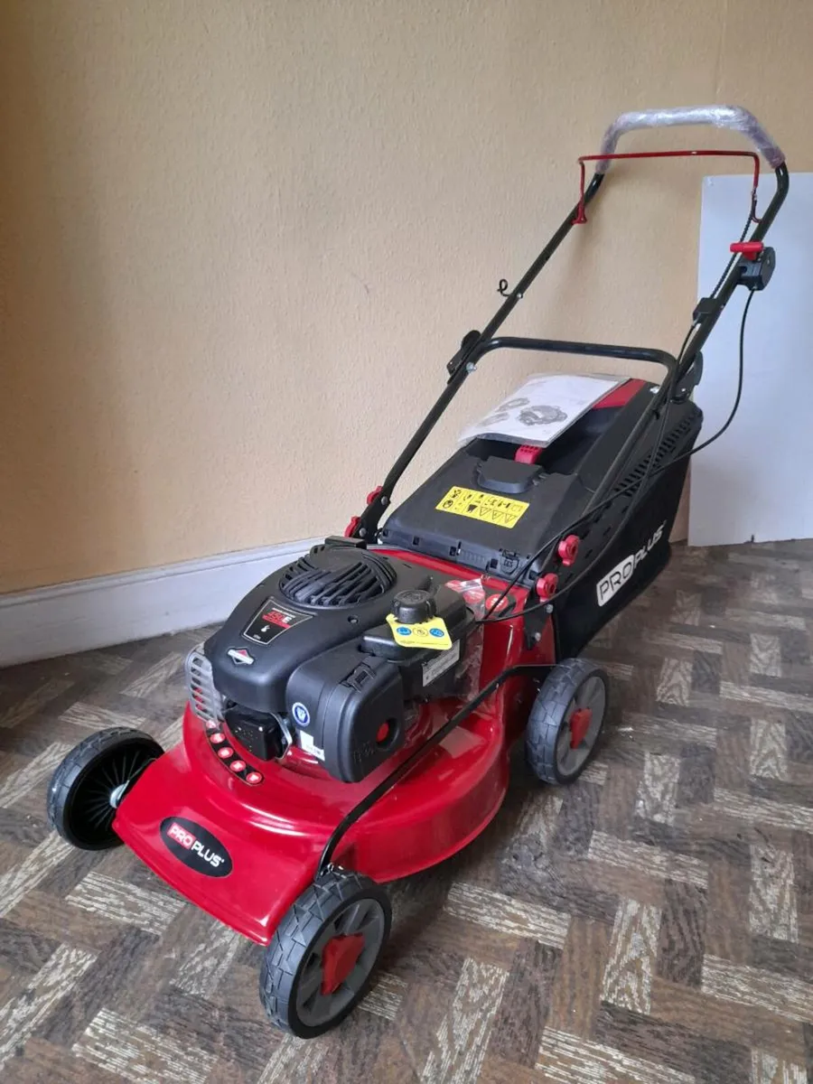 Brand new 18" mower not used HP briggs & stratton - Image 4