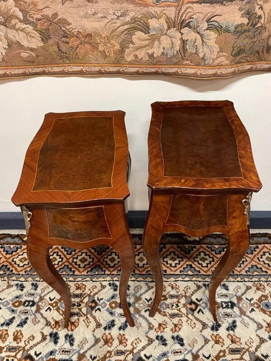 Beautiful Mahogany Veneer Bedside Lockers / Nightstands - Image 2