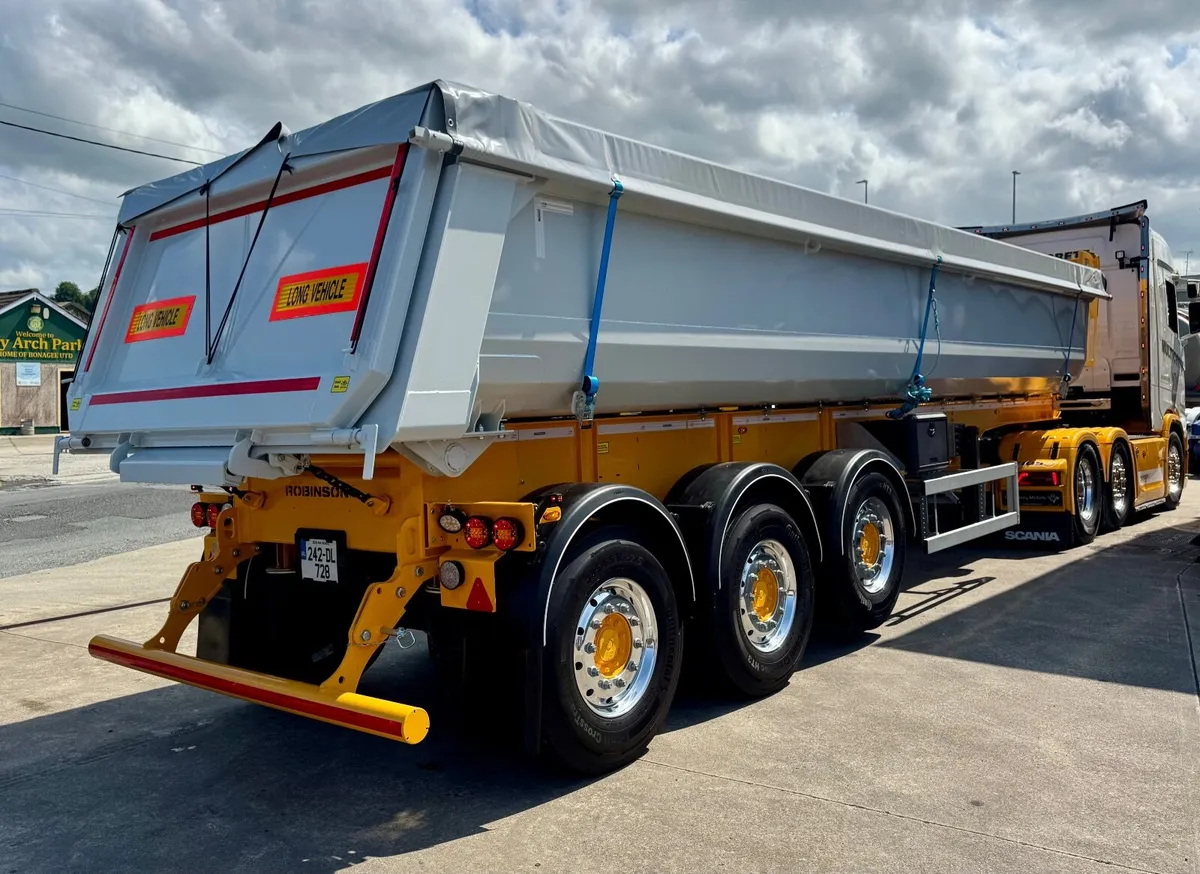 New Robinson tippers (CHOICE) - Image 1