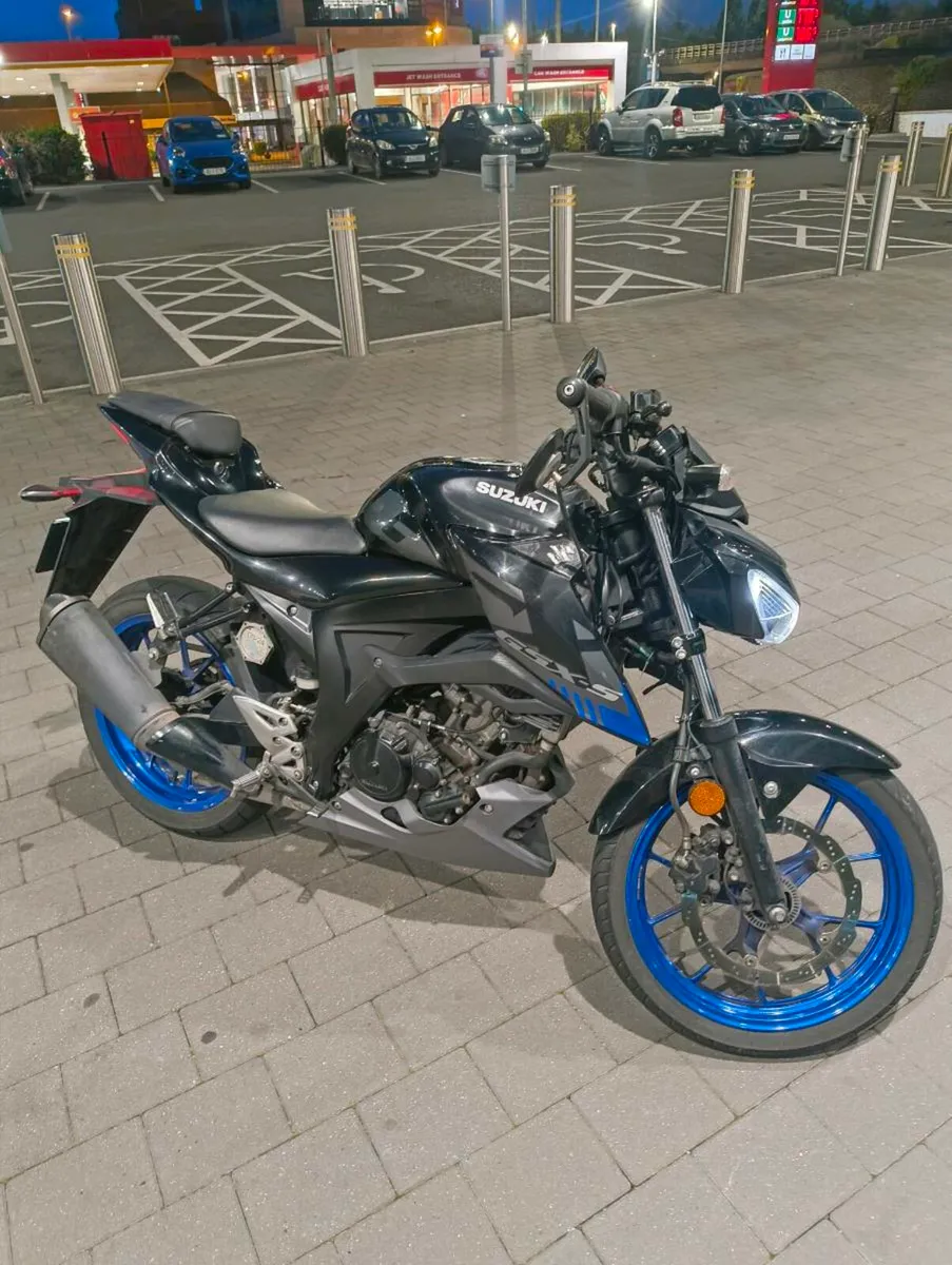 Suzuki GSXS 125 - Image 2