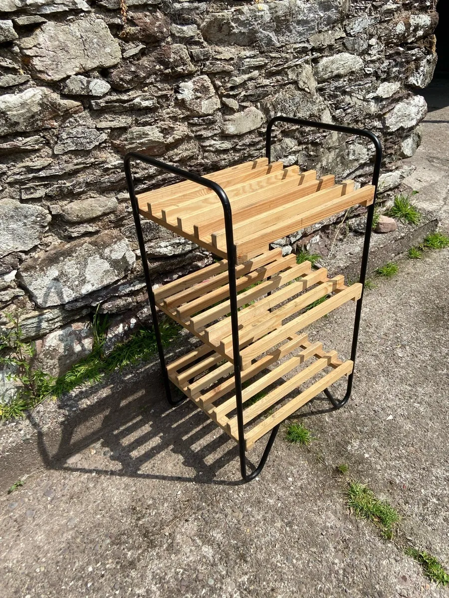 Industrial Style 3 Tier Shelf Unit 96cm high - Image 1
