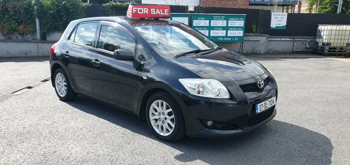 Toyota Auris Automatic 1.4D - Image 1