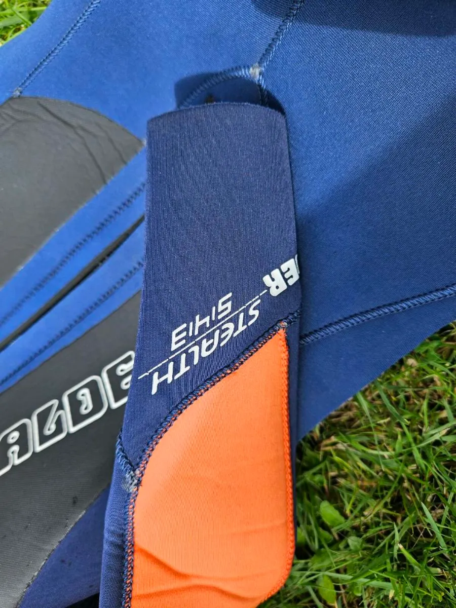Alder Stealth 5/4/3 kids wetsuit - Image 4